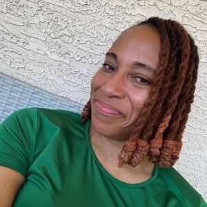 Meet your Posher, Shaneka